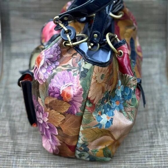 Sharif Floral Floral Shoulder Bag with Black  Patent Trim - EUC - Picture 6 of 11